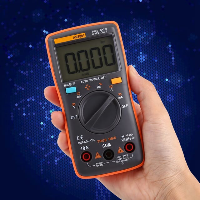 Das Digitale Multimeter An8001 Zeigt 6000 An