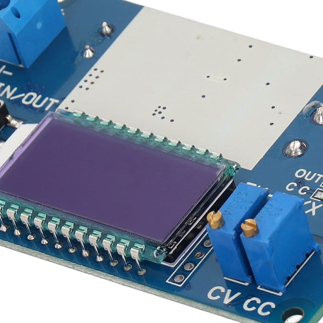 Zk-12kx 12a Dc/dc-lademodul Mit Einstellbarer Konstantspannung/konstantstromstärke Und Lcd-digitalanzeige Für Spannung Und Stromstärke. Eingangsspannung: 5,3–32 V Dc Ausgangsspannung: 1,2–30 V Dc