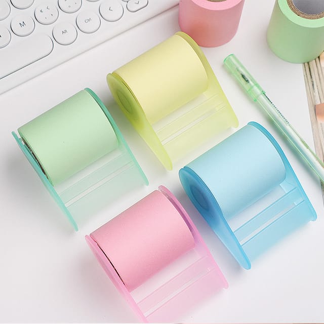 Set Mit 4 Rollen Haftnotizen Mit Spendern – (vier Farben) Inklusive 4 Kleiner Büroklammern