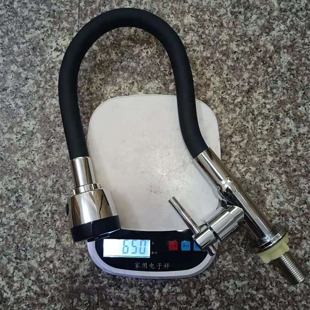 360° Drehbarer Messing-küchenhahn Mit Einem Strahl Für Kaltwasser, Ideal Für Haushalt, Spülbecken, Waschbecken Und Zum Schutz Vor Spritzern – Universeller Runder Auslauf Aus Einer Legierung Mit Zwei S