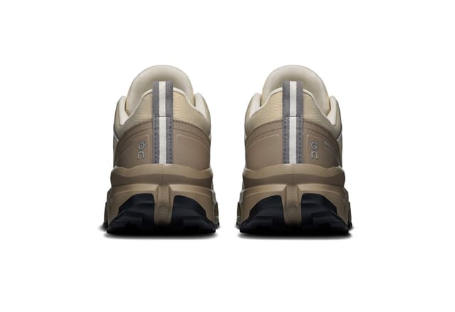 ON RUNNING Cloudrock Low Waterproof GRAIN / SOBA Wanderschuh