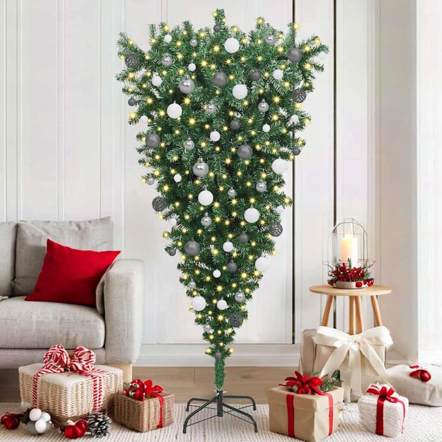 Umgekehrter Künstlicher Bereits Beleuchteter Weihnachtsbaum Mit Kugel-set