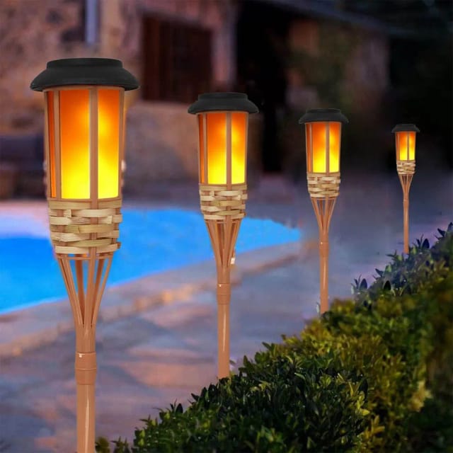 Torches Solaires Pour Jardin Ip44 Étanches Soixante Centimètres Lampes À Flamme Pour Décoration De Paysage Et Éclairage Extérieur