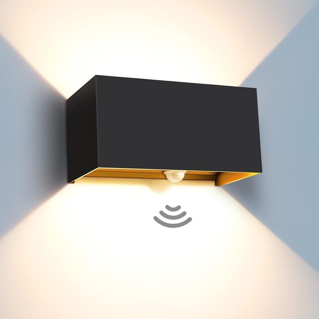 Applique Murale Led Vingt Watts Trois Mille Kelvins Avec Détecteur De Mouvement Étanche Pour Extérieur Angle Réglable Noir
