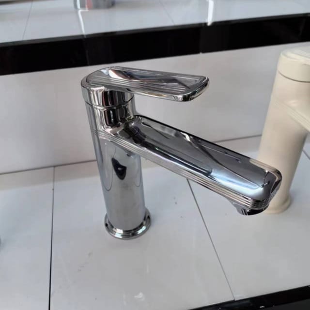 Minimalistischer Skandinavischer Luxus-waschtisch, Anthrazitgraue Waschbeckenarmatur, Warm- Und Kaltwasser-waschtischarmatur Für Das Badezimmer Zu Hause -- Y-312
