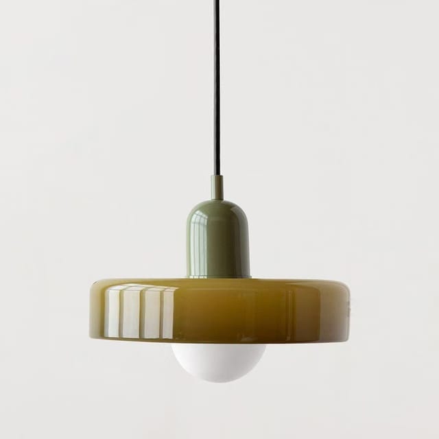 Ein Kronleuchter Im Mittelalterlichen Bauhaus-stil Mit Einem Lampenschirm Aus Buntglas, Perfekt Fürs Schlafzimmer 25 Cm Grünes Glas + Grüner Lampenfuß.
