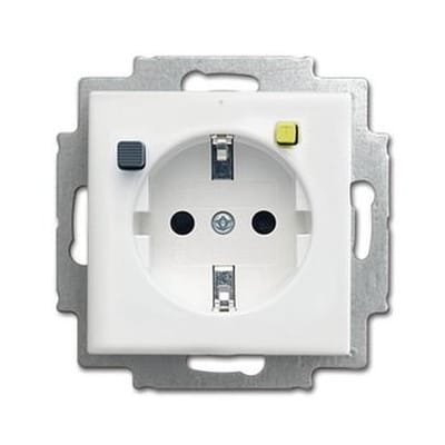 Busch-jaeger - 3120 Eucb-914 Fi-schukomat Schuko® Steckdosen-einsatz Mit Fehlerstrom-schutzschalter