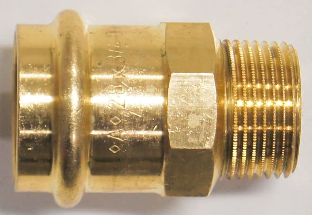 Cornat Press-Übergangs-Nippel Rotguss, ø 28 mm, 3/4 AG