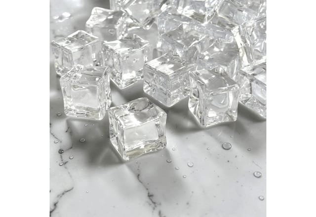 naninoa GmbH Streudeko Deko-Eiswürfel aus Kunststoff 24mm 1 Liter / ca. 50 Stück, Tischdeko