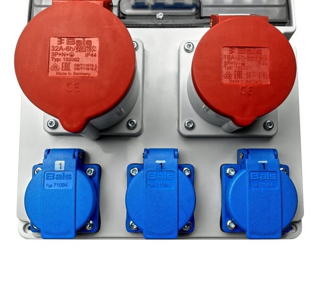WALTER-KRAFT Stromverteiler Baustromverteiler LS-Schalter CEE 32A/16A 3x230 Bals Steckdosenverteiler (Leitungschutzschalter für CEE-Steckdosen 1 x C32A 3P 6kA, 1 x C16A 3P 6kA, Leitungschutzschalter für 230V Steckdosen 1 x C16A 1P 6kA), ausgestattet mit Bals Steckdosen
