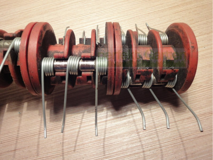 Feder für Gardena / Brill Hattrick 40, 40EH, 40BHC, 40BHR, 40BHRV12 Lüfterwalze Bild 6