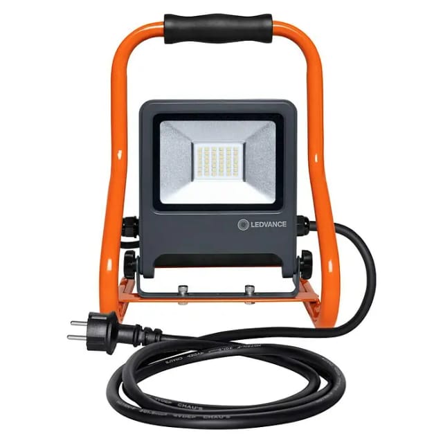 Ledvance LED-Strahler (30 W, 2.700 lm, 4.000 K, L x B x H: 19 x 22 x 29 cm, IP44)