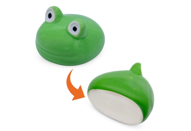 Spetebo Teichfigur Porzellan schwimmende Frosch Figuren, (Set, 2-St., 8 + 6 cm), Schwimmen mit sanfter Bewegung auf der Wasseroberfläche