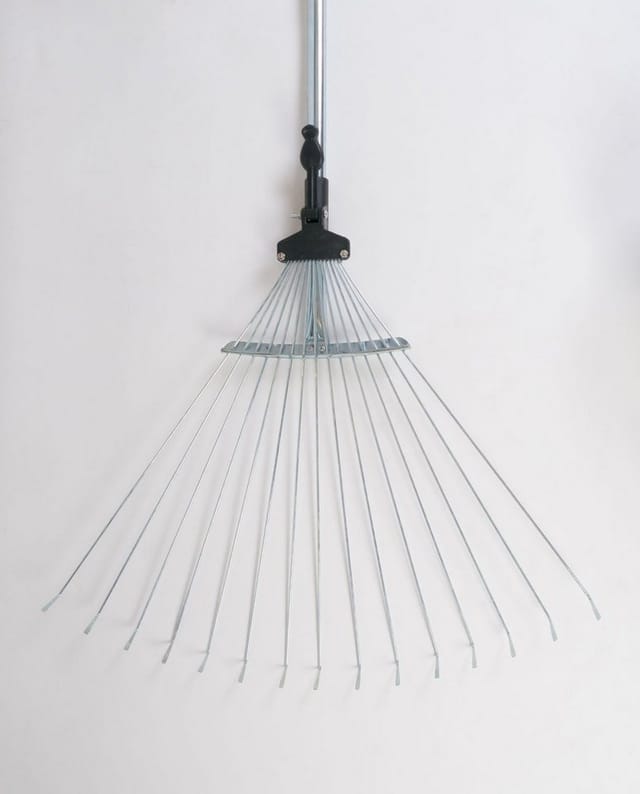 Buri - Garten-rechen 120-155cm Fächerbesen Laubharke 15 Zinken Gartensammler Laubbesen