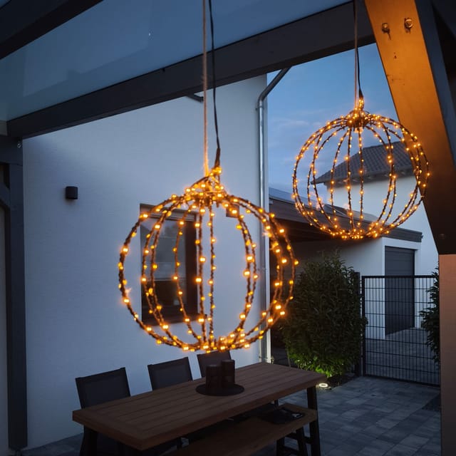 Esotec Solar Weihnachtskugel 2er Set, Bernsteinfarbene Leds, D=25+30cm 103427