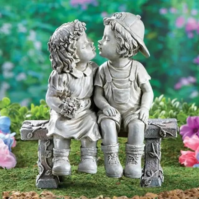 Solarbetriebene Gartenfigur Aus Kunstharz – Künstlerische Außendekoration – Integrierte Led-beleuchtung – Abmessungen: 60 Mm – Gewicht: 216 G