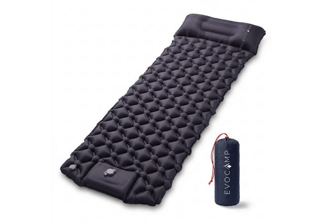 EVOCAMP Isomatte selbstaufblasend 195x60 cm mit integrierter Pumpe und Kissen, (ultraleichte Camping Matratze), mit kleinem Packmaß und Verbindungssystem