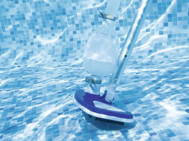 Bestway Pool Reinigungsset 279 cm Deluxe für Pools, Ideal für gründliche Poolpflege, einfache Handhabung