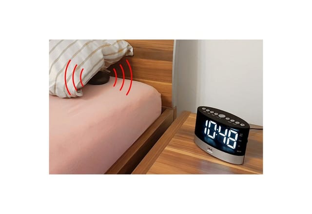 Soundmaster UR580SW Radiowecker Hörgeschädigte kabelloses Vibrationskissen UKW USB Uhrenradio