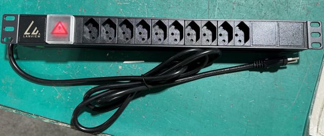 Lanview 19"-steckdosenleiste, Rackmontage, 10 T13 10a-steckdosen, Schalter, 2 M J-kabel, Lvr-2mch-sw-ch10