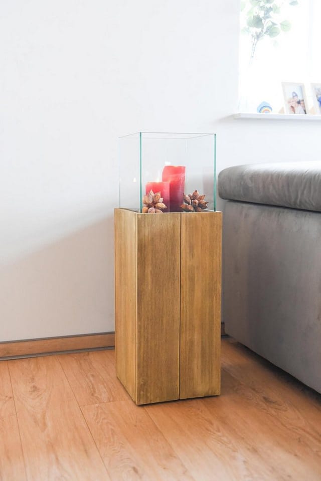 Vivanno Windlichtsäule Candela 27 cm x 27 cm x 80 cm Antikbraun