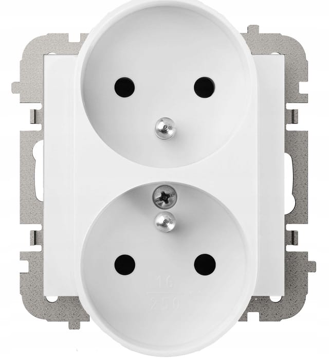 Vestra Doppelsteckdose 2x2p+z Modular Ohne Rahmen, Unterputz, Ip20, Weiß, 3843-10