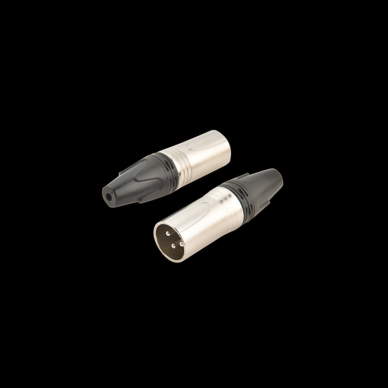Symmetrischer Xlr-stecker (männlich), 3-poliger Symmetrischer Xlr-stecker, Kupferkern, Vernickelt.