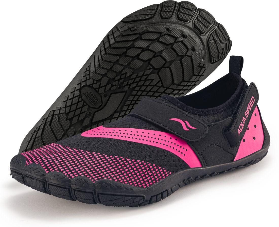Aqua Speed Schwimmschuhe AGAMA Gr. 39 – Schwarz/Pink + Handtuch Wasserschuh (Badeschuhe für Damen – komfortabel & griffig für Pool & Strand) Weiches Innenmaterial – Komfortabel auch bei langen Strecken