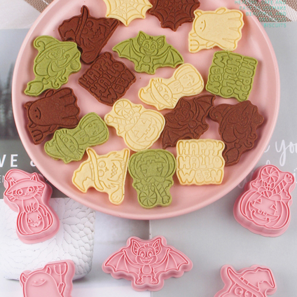 Halloween-set, 8-teilig: 3d-cartoon-ausstechformen, Kuchenform Aus Kunststoff, Kekspresse, Selbstgemachte Backdekorationen, Geschenkset