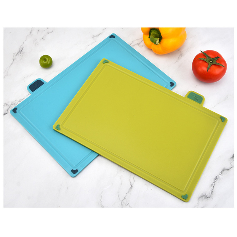Set Mit 4 Farbenfrohen Schneidebrettern Aus Kunststoff Für Obst, Gemüse Und Lebensmittel, Rutschfest, Für Die Küche, Unregelmäßiges Schneidebrett-set Zc-002