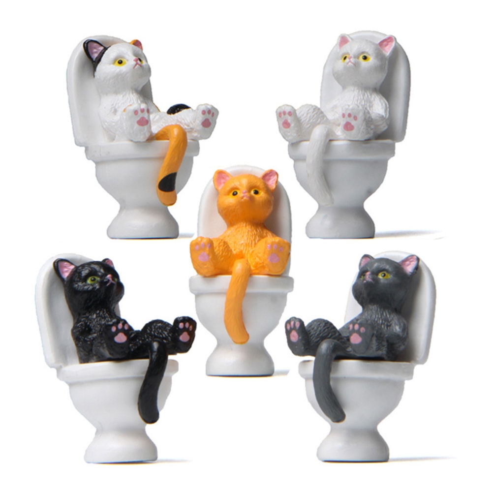 Set Mit 5 Katzen, Die Auf Der Toilette Liegen, Mini-dekorationsfiguren Fürs Büro, Cartoon-szene, Liegende Pose (beutel).