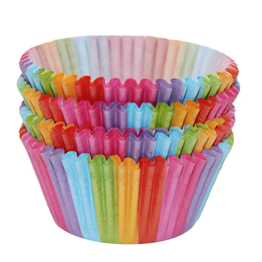 Packung Mit 100 Regenbogenfarbenen Pvc-muffinförmchen Zum Backen Von Muffins