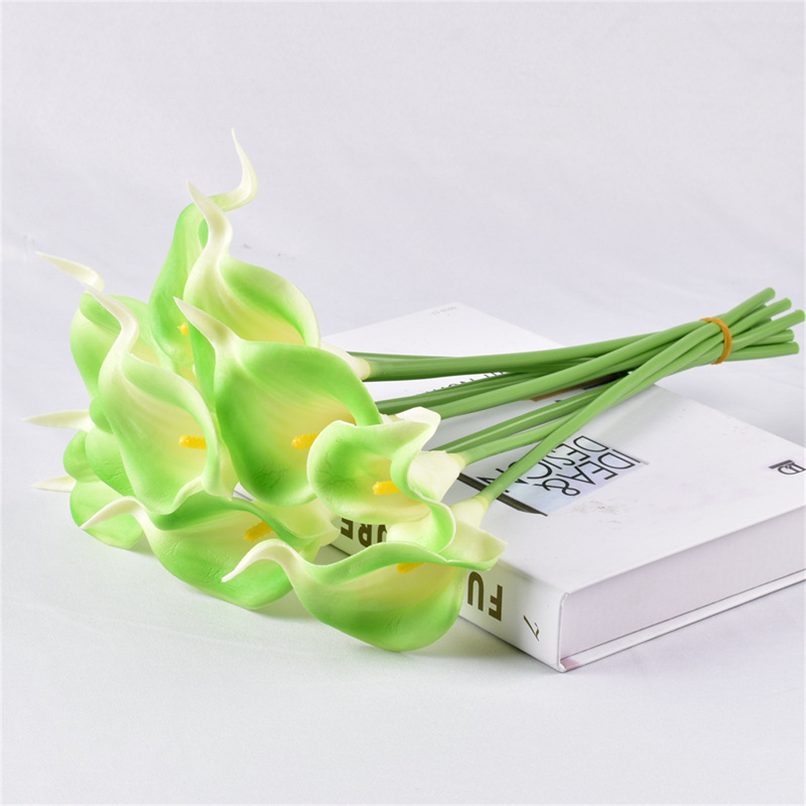 Mini-künstliche Grüne Pu-calla-lilien, Heimdekoration, Foto-requisite, Großhandelspaket