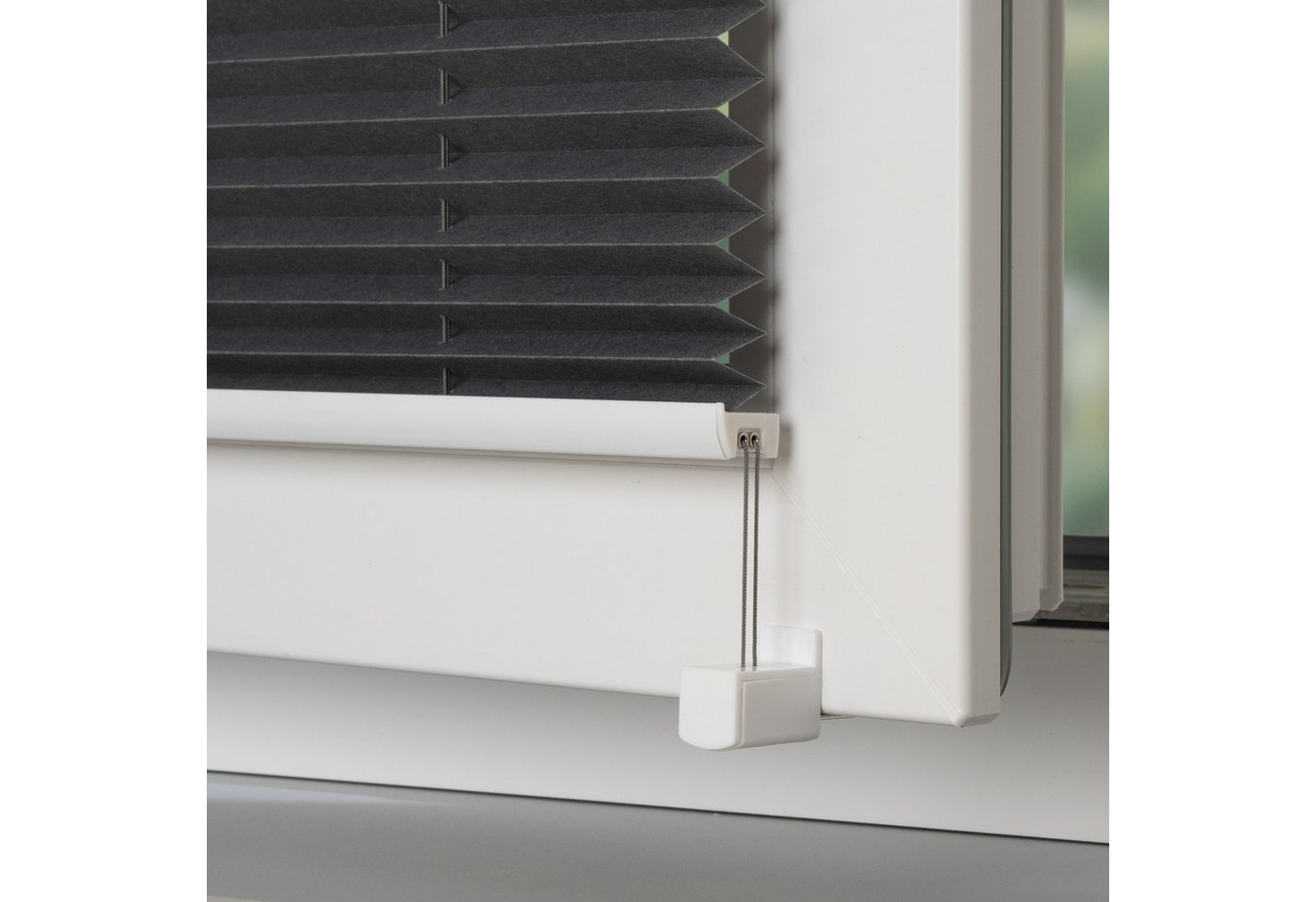 Liedeco Plissee Klemmfix-Plissee "Easy" – Hochwertiger Vliesstoff, Lichtschutz, ohne Bohren, verspannt, Klemmfix, Tageslichdurchlässig, blickdicht, Einfache Montage ohne Bohren Bild 3