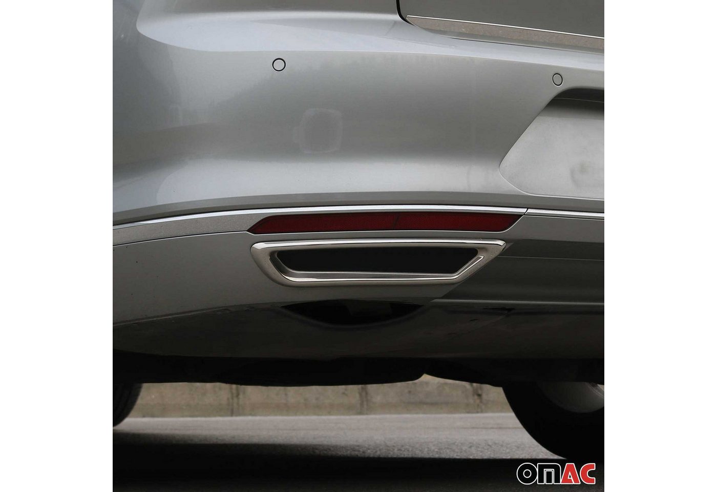 OMAC Zierleisten-Aufkleber Stoßstangen Auspuffrahmen für VW Passat B8 2014-2019 Edelstahl Chrom, (2tlg), Langlebig,Einfache Reinigung,Einfache Installation,Rostbeständig Bild 2