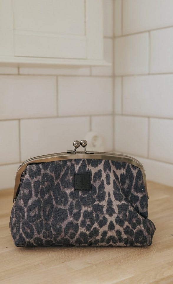 Elodie Kulturbeutel Elodie Details - Kulturbeutel Zip&Go - Le Leopard - 24x14x16 cm (Maße: 13 x 16 x 22,5 cm)