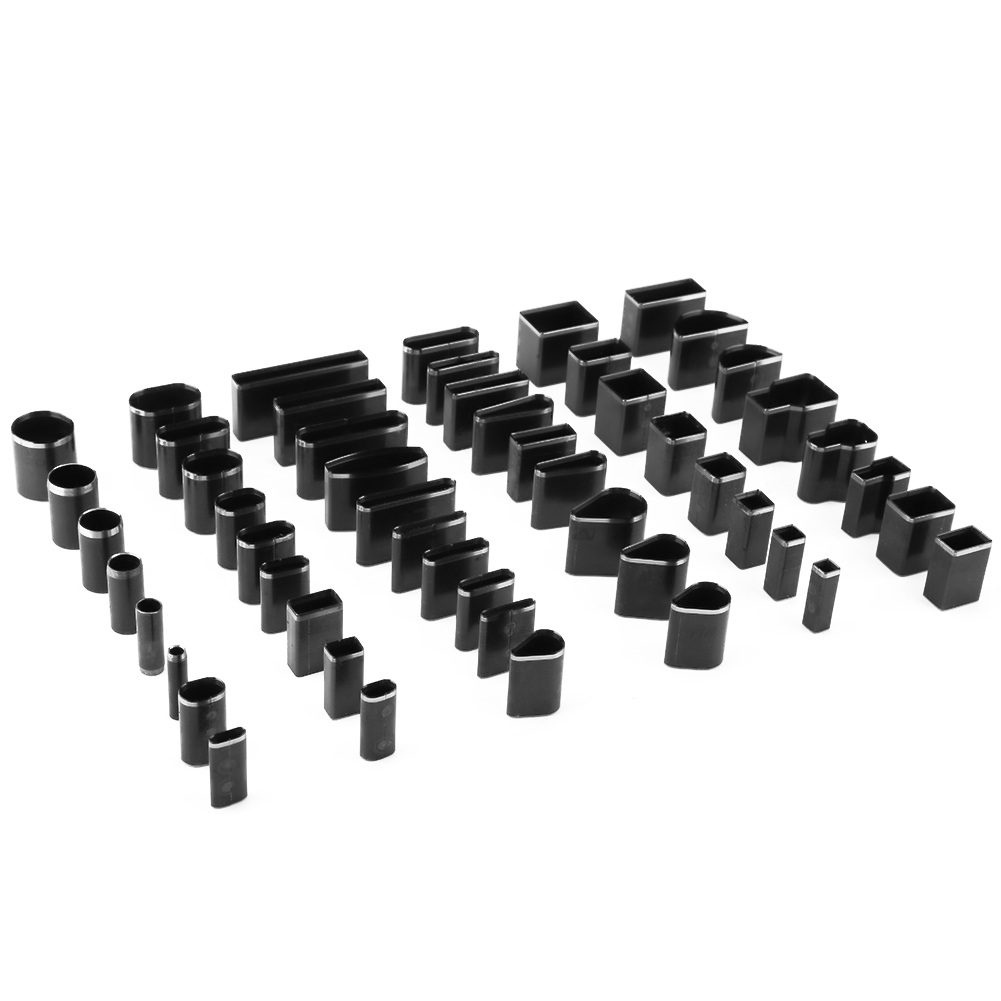 Set Aus 52 Schneid- Und Perforationswerkzeugen In Verschiedenen Formen Für Leder, Für Die Handwerkliche Lederverarbeitung.