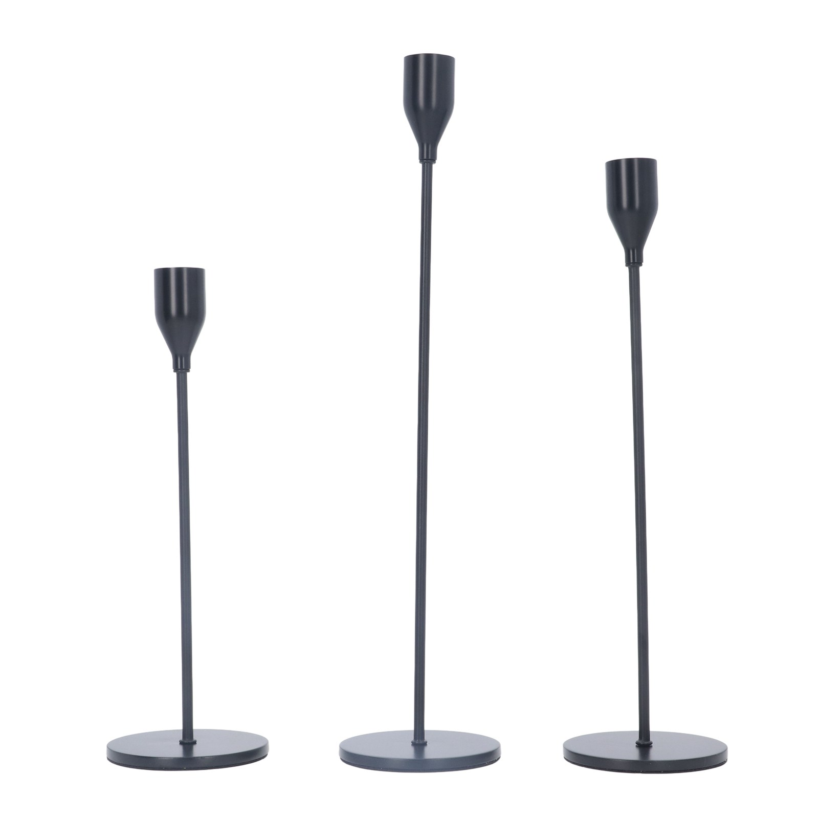 Set Aus 3 Luxuriösen Schwarzen Kerzenständern Im Europäischen Stil Mit Rundem Fuß Aus Schwarzem Metall Zur Tischdekoration.
