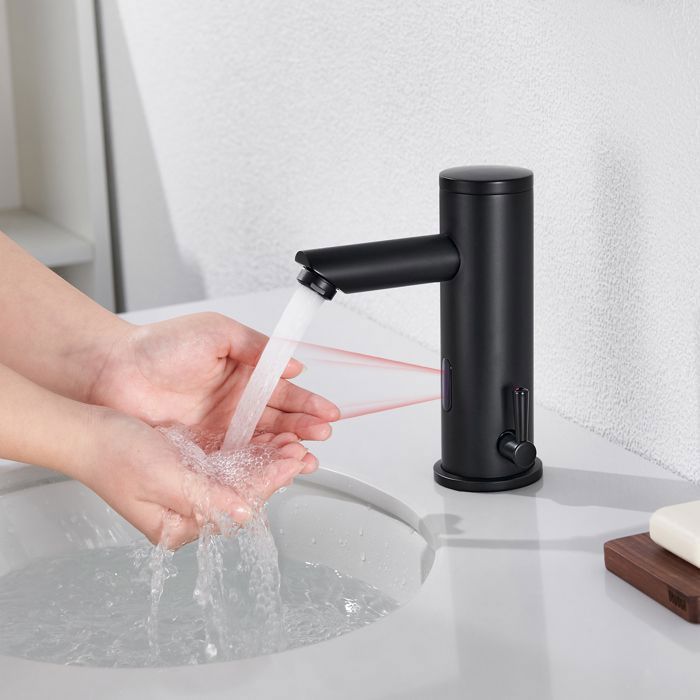 Schwarzer Automatischer Waschtisch-wasserhahn Aus Messing Mit Infrarotsensor Und Einstellbarer Temperatur.