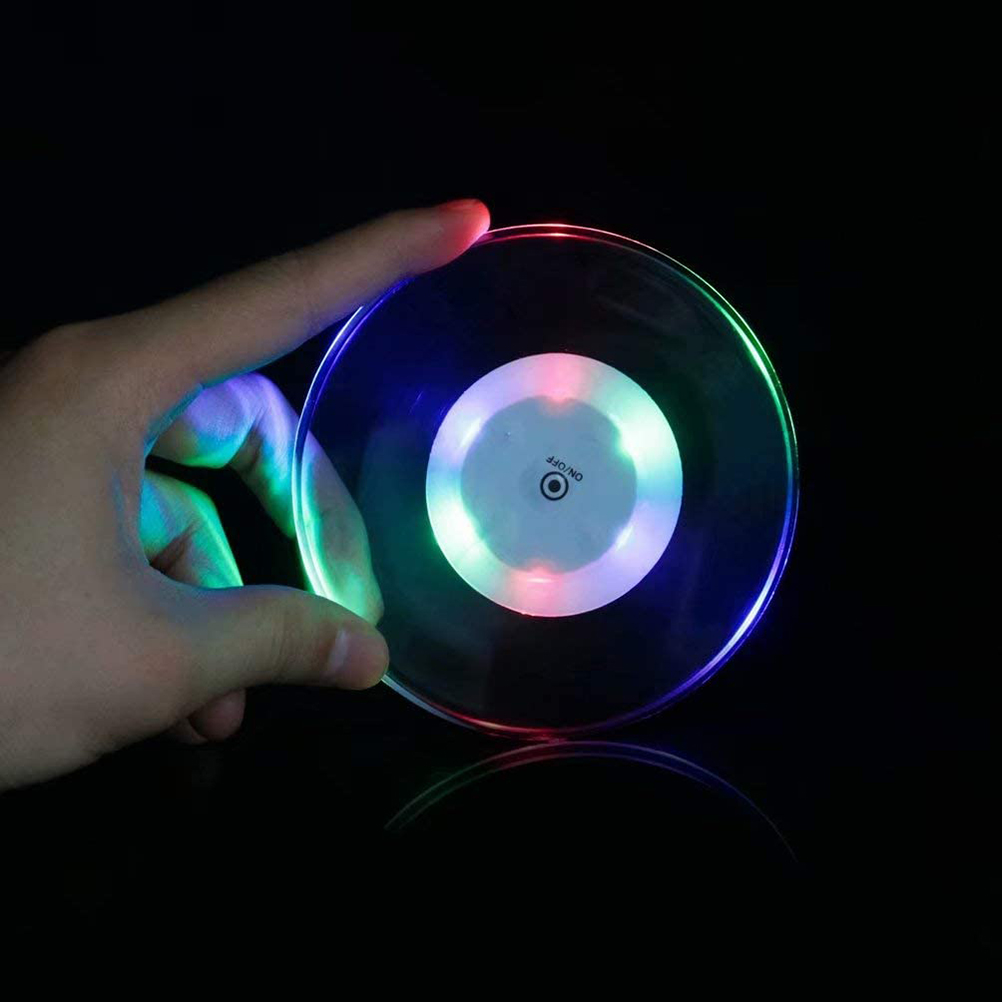 Set Mit 3 Dünnen, Led-beleuchteten Untersetzern Aus Kristallacryl Für Cocktailgläser, Barkeeper