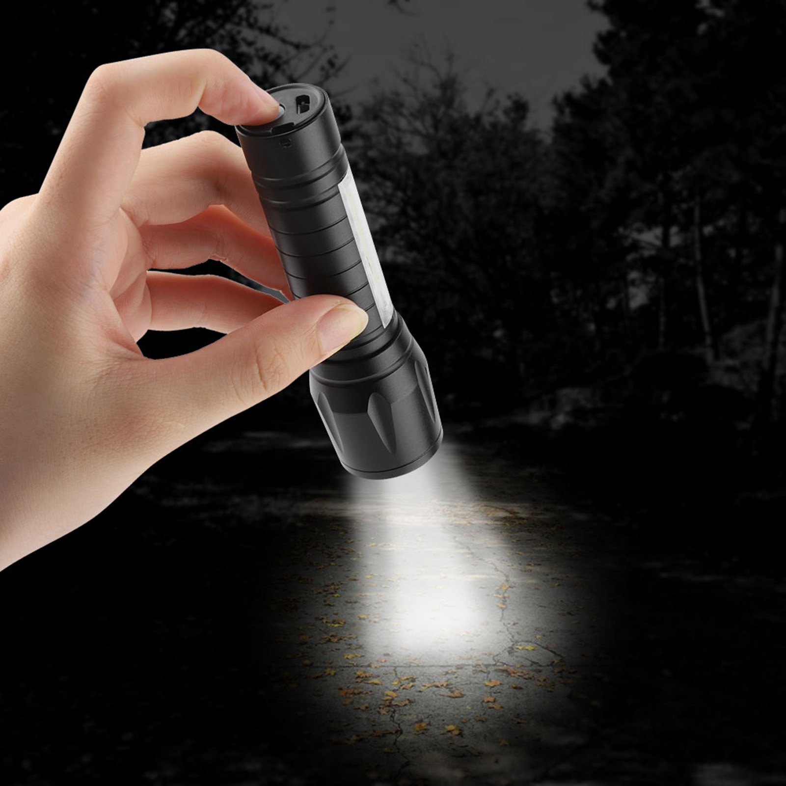 Wasserdichte Led-taschenlampe Mit 3 Leuchtmodi, Teleskopzoom, Xpe+cob-technologie, Tragbar Für Den Outdoor-einsatz, Wiederaufladbare Taschenlampe Mit Starker Leuchtkraft