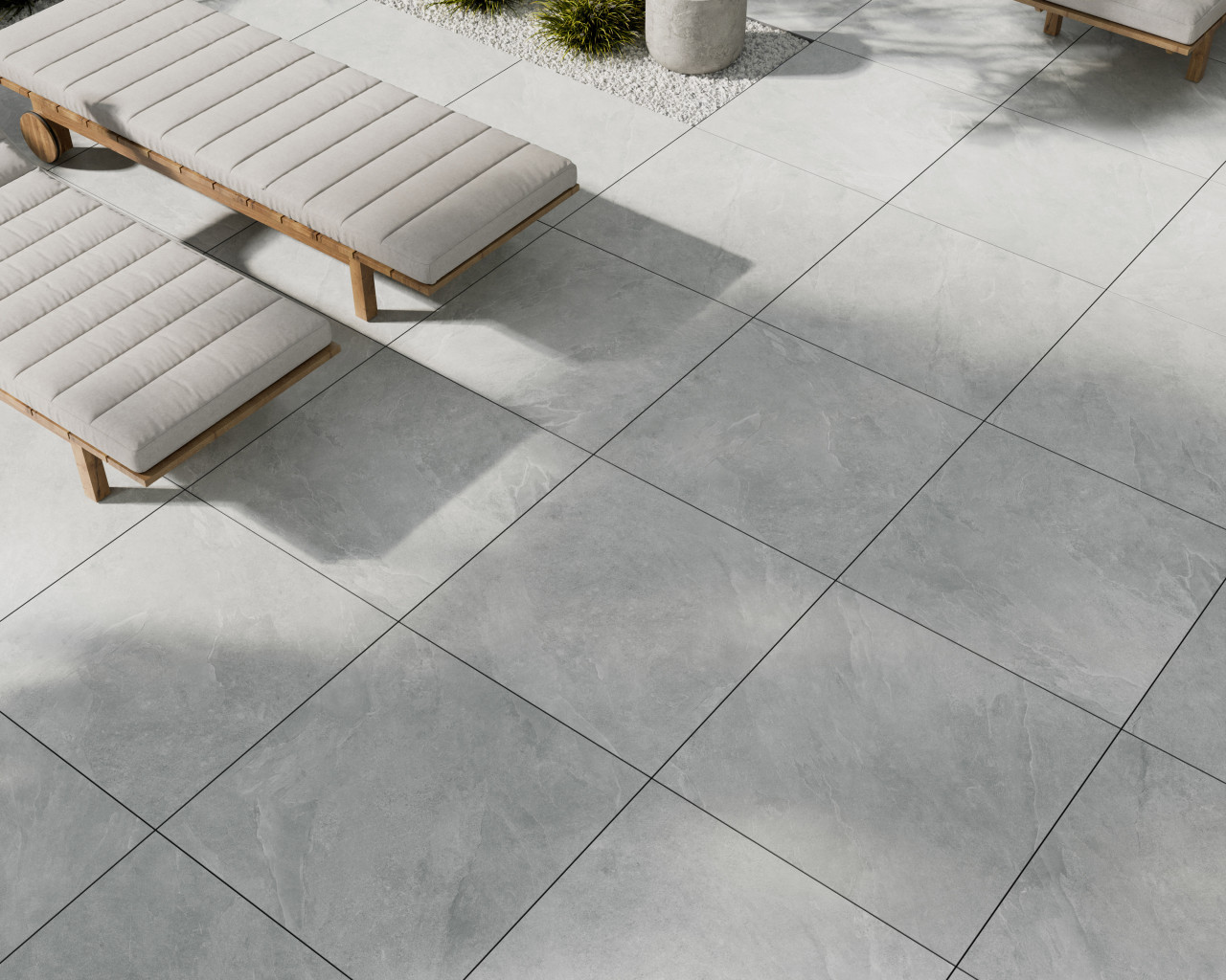 Terrassenplatte Feinsteinzeug Ash 80 x 80 cm silber matt