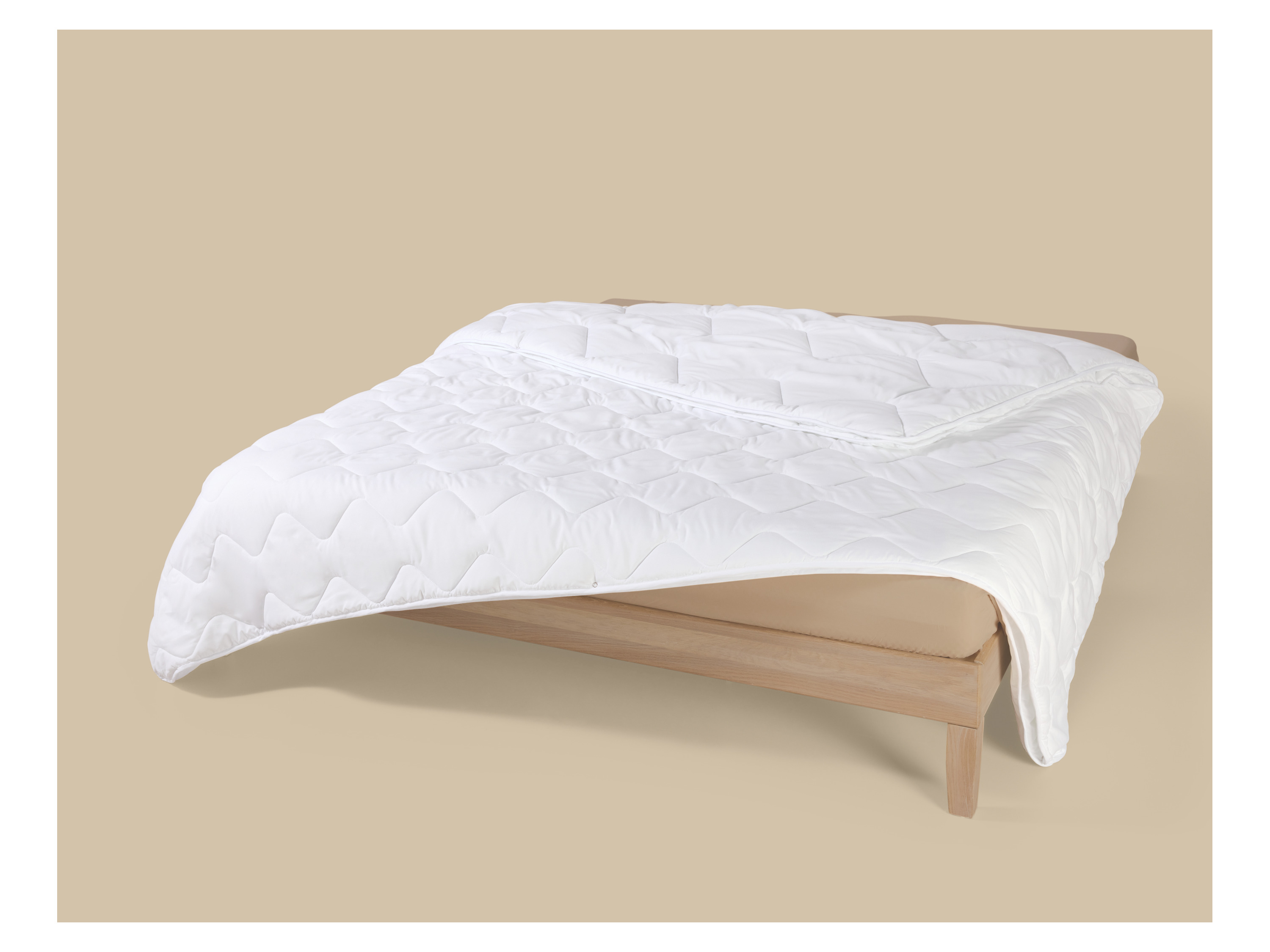 LIVARNO® 4-Jahreszeiten-Steppbett, 200 x 220 cm Bild 4