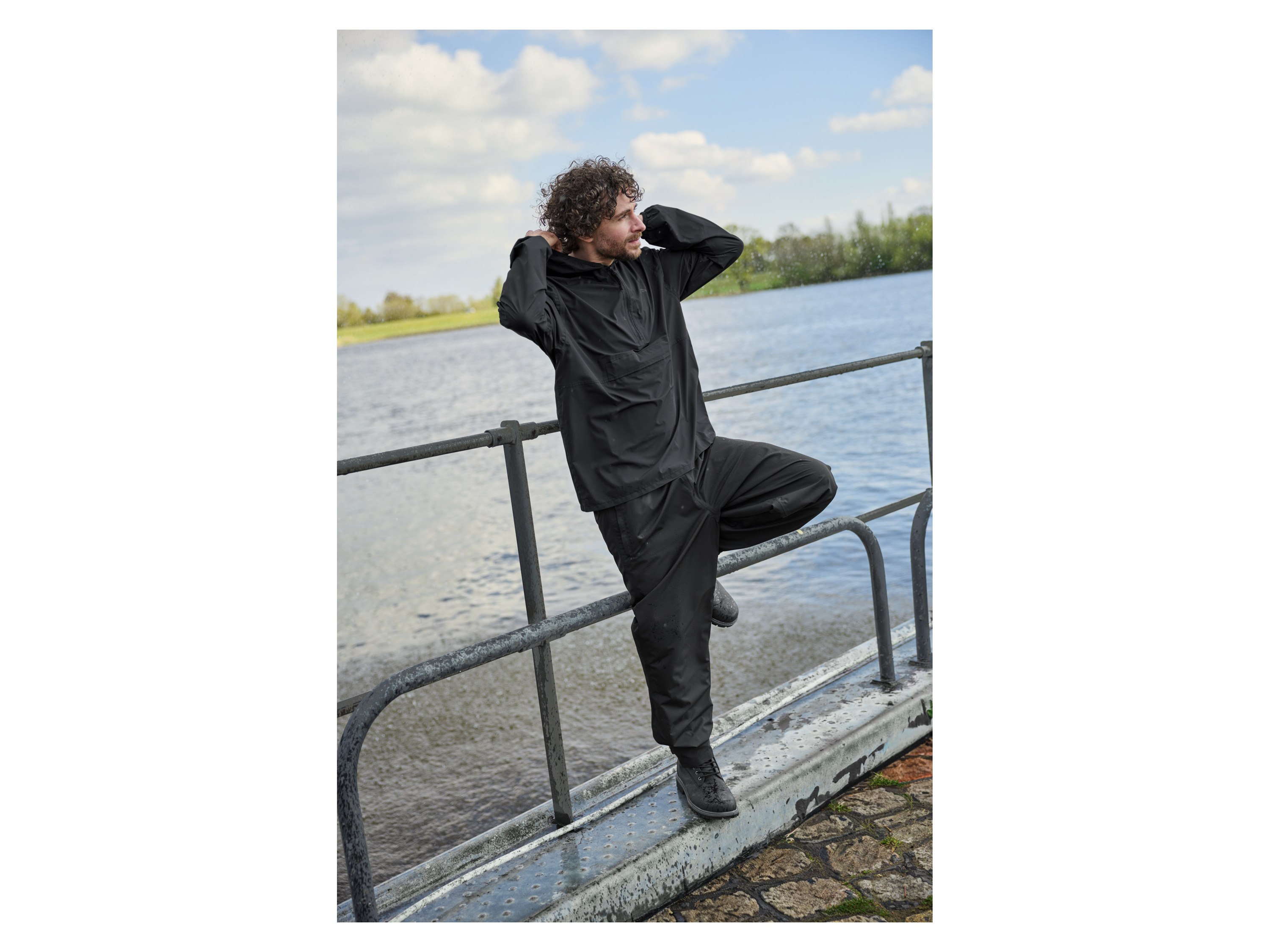 CRIVIT Regenjacke (schwarz, XL)