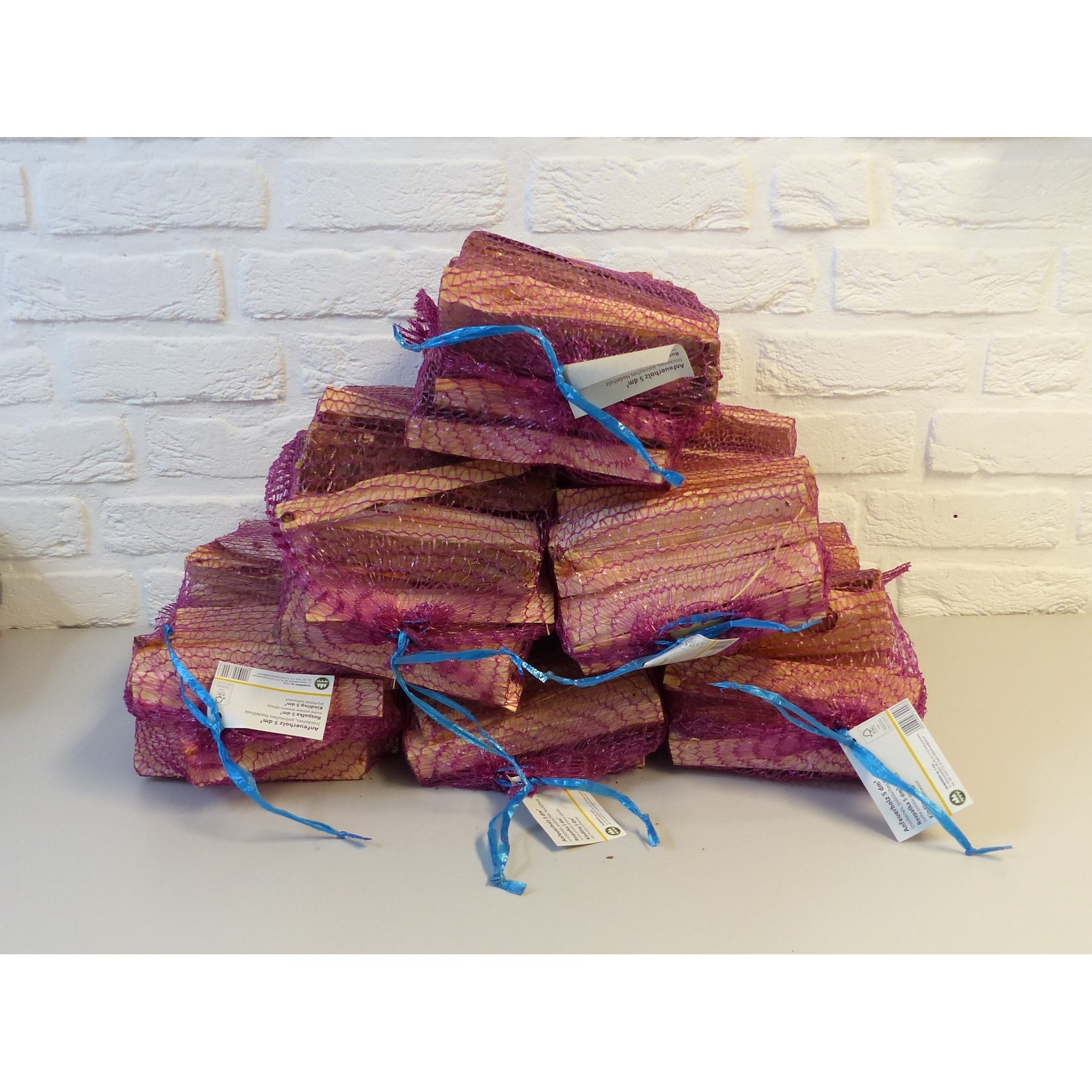 Anfeuerholz 6 x 3 kg Nadelholz – Ofentrockenes Anzündholz in Netzen für Kamin und Ofen