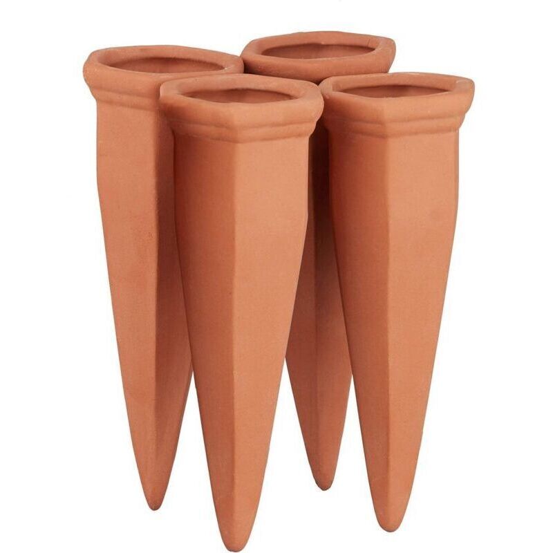 Set Mit 4 Bewässerungszubehörteilen. 1-liter-kunststoff- Oder Weinflaschen. Terrakotta.