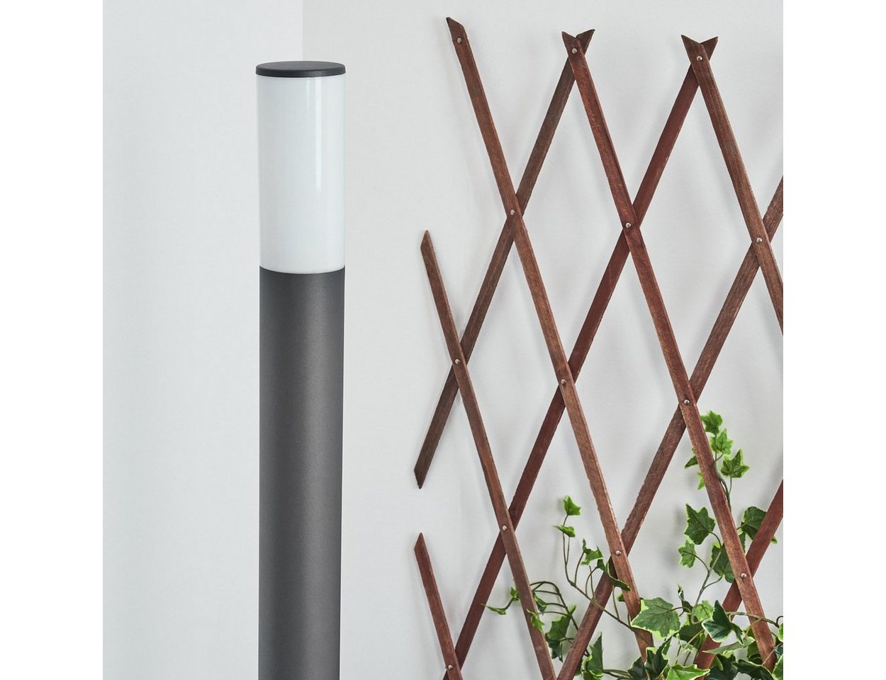 hofstein Pollerleuchte »Zogno« mit 2 Steckdosen, Sockelleuchte / Metall/Kunststoff,Anthrazit, ohne Leuchtmittel, Sockelleuchte,Metall/Kunststoff,Anthrazit/Weiß,110cm,E27,IP44