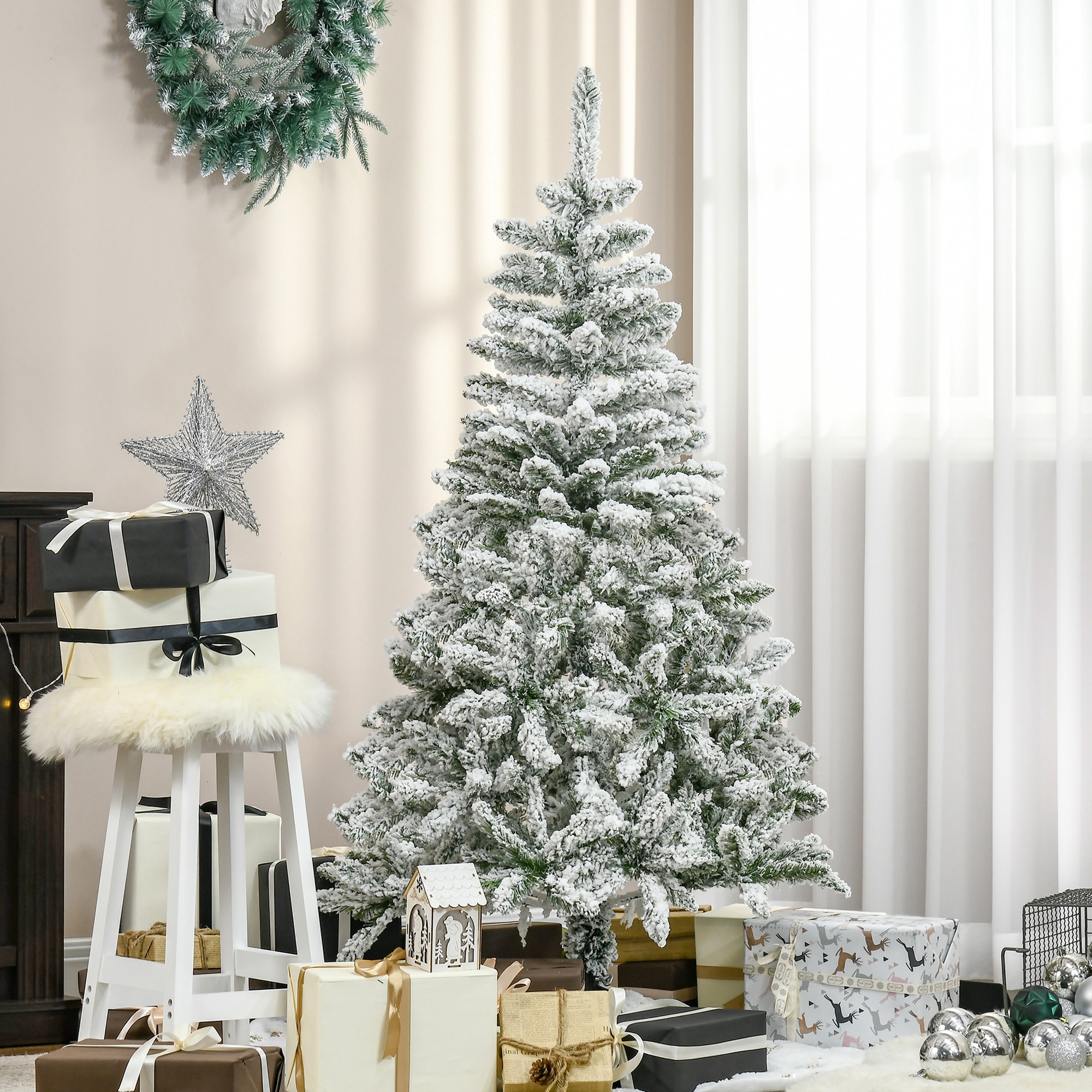Künstlicher Weihnachtsbaum Von Homcom, 150 Cm, Mit Schnee, Schwer Entflammbar, 358 Zweige, Für Den Innenbereich, Grün