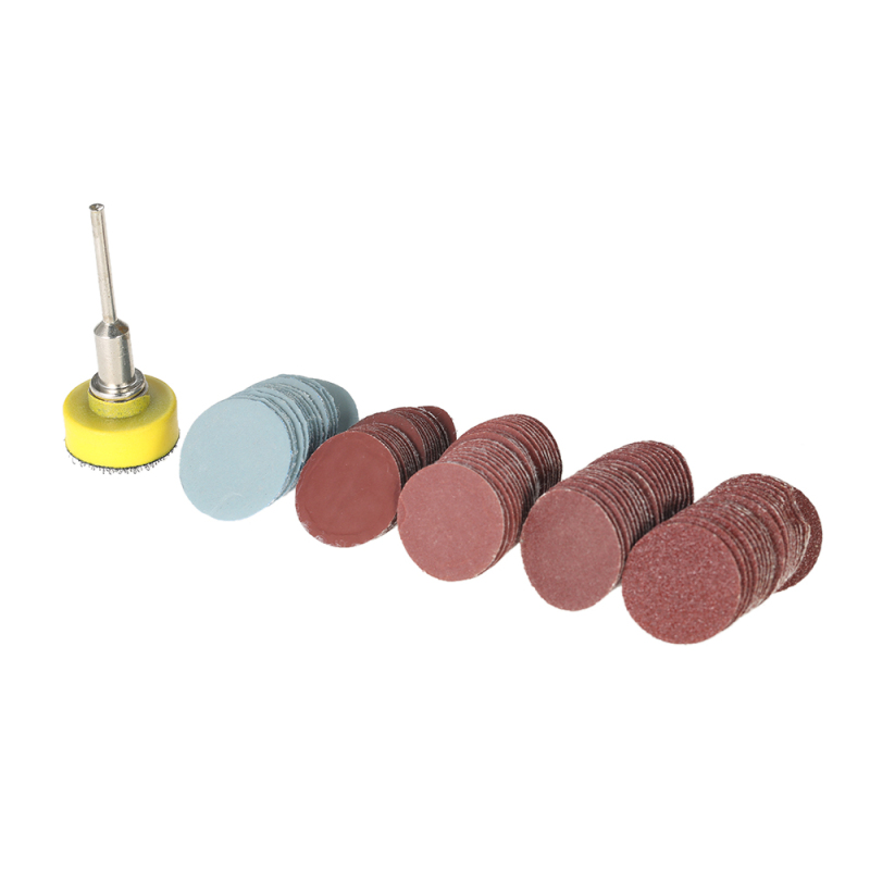 100 Schleifscheiben À 25 Mm (1 Zoll) Mit Schleifpapier Der Körnung 100-3000, Ein Polierpad À 25 Mm (1 Zoll) Und Ein Rotationswerkzeug Mit 3,2 Mm (1/8 Zoll) Schaft.