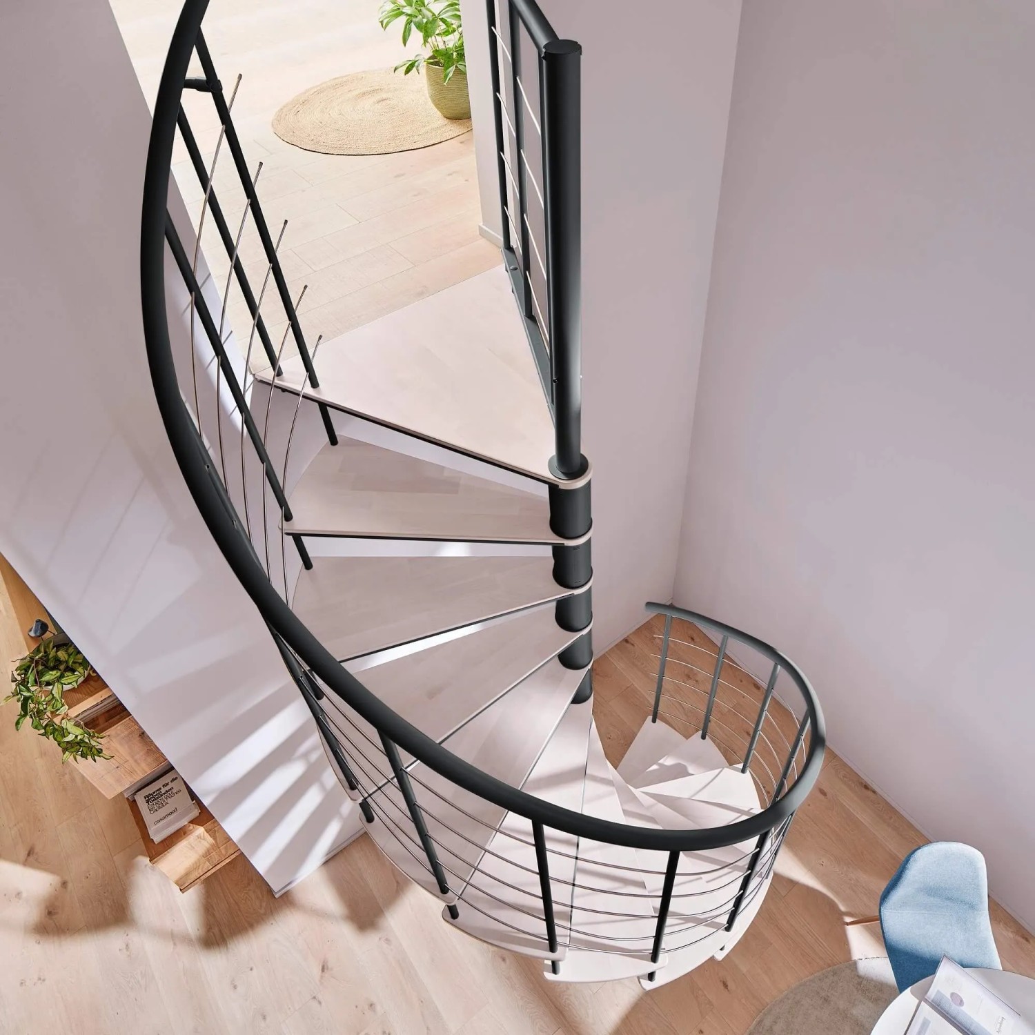 Treppen Intercon Wendeltreppe Select 120 cm Durchmesser 13 Stufen Metallfarbe Lava-Anthrazit Stufendesign Buche Weiß